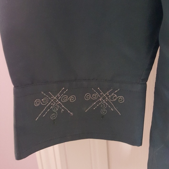 Apple Plus Shirt - Picture 3 of 4